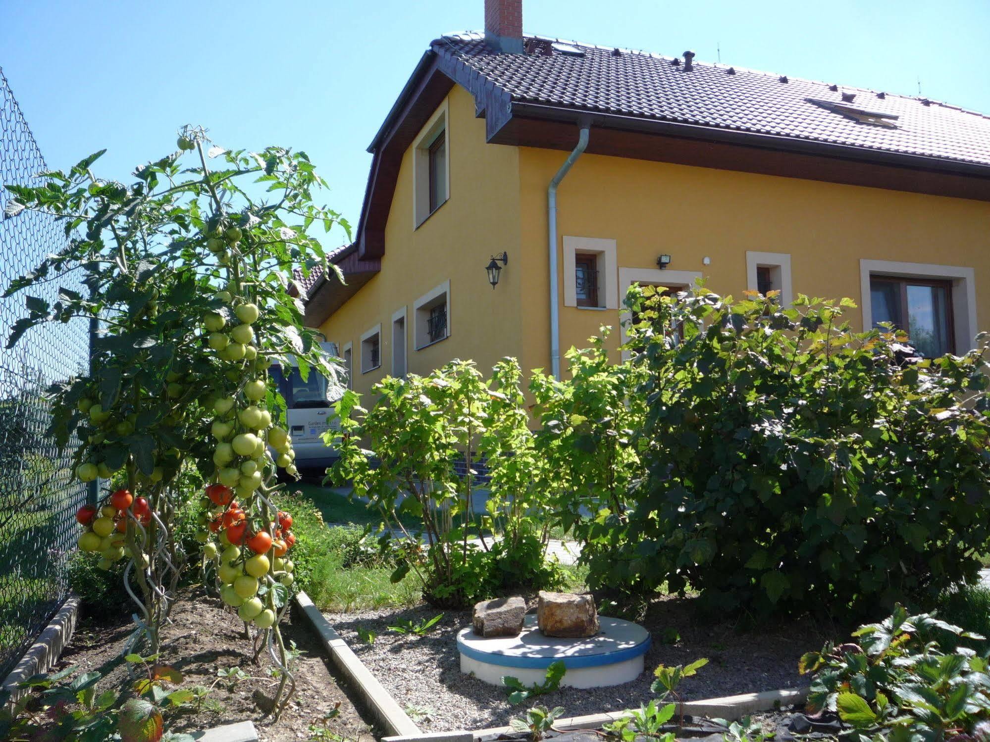 Apartmany Graf Chýně Dış mekan fotoğraf